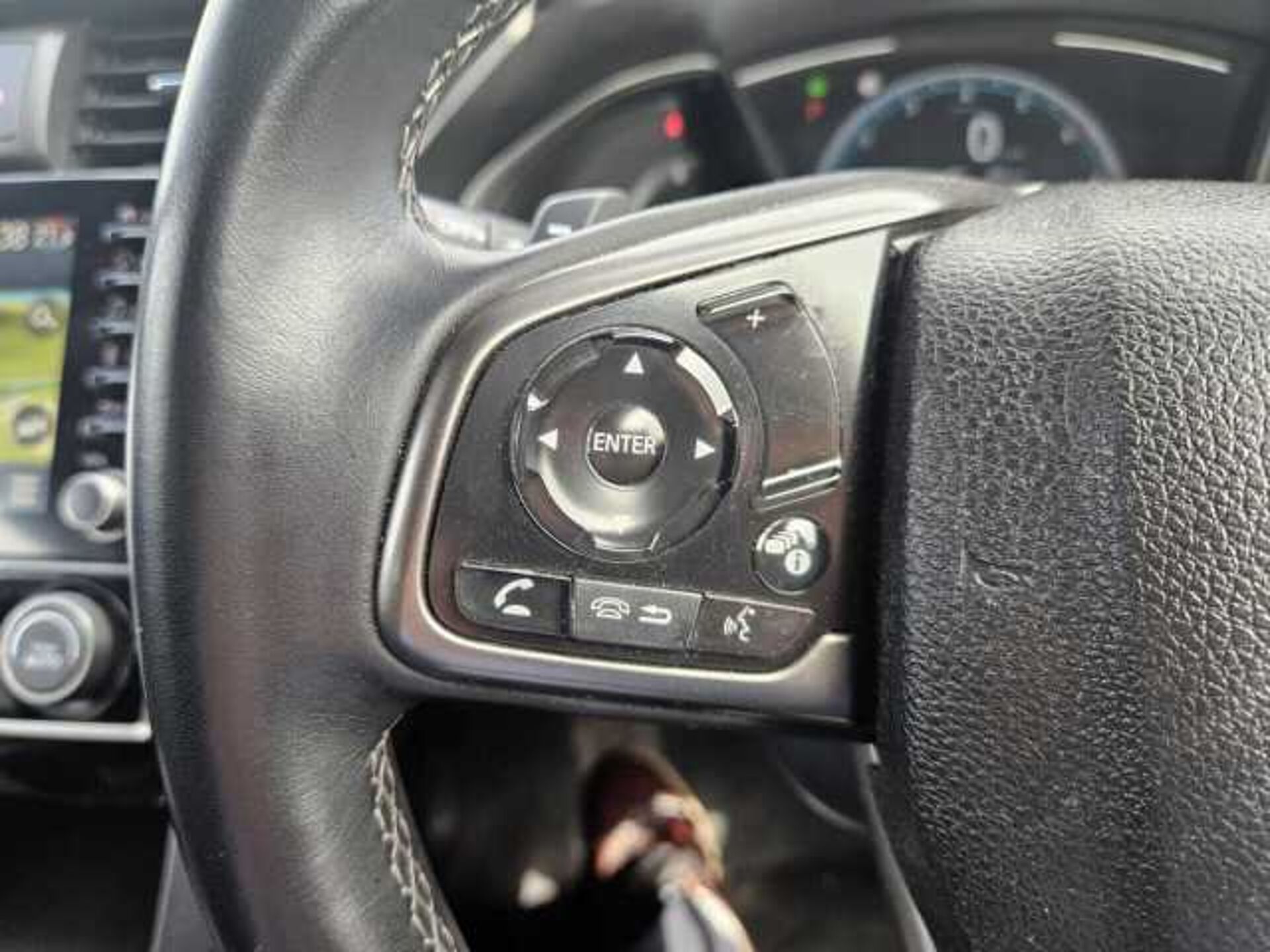 Honda Civic 1.0 VTEC Turbo 126 SR 5dr CVT 