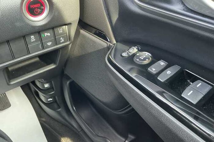 Honda CR-V Hybrid 2.0 i-MMD Hybrid SR 5dr eCVT 