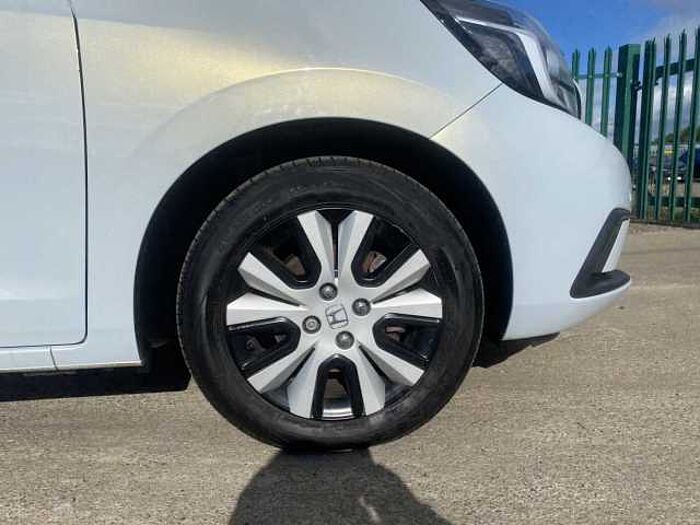 Honda Jazz Hybrid 1.5 i-MMD (109ps) SR eCVT 