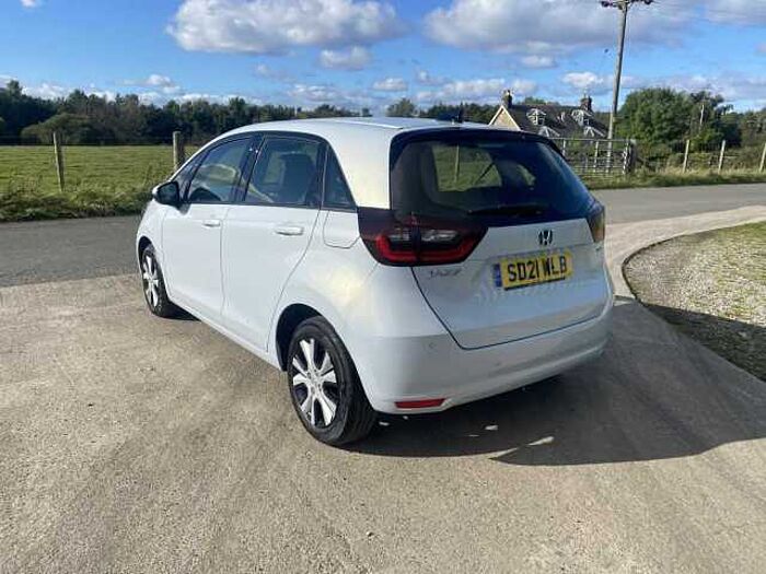 Honda Jazz Hybrid 1.5 i-MMD (109ps) SR eCVT 