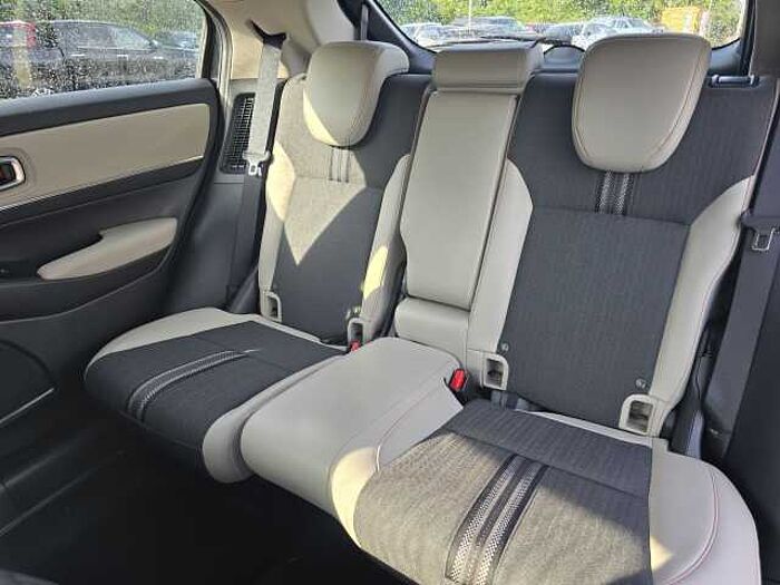 Honda HR-V Hybrid 1.5 i-MMD (131ps) Advance Style eCVT 5-Door 