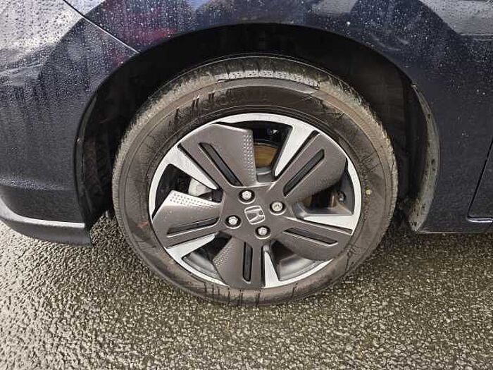 Honda Jazz Hybrid 1.5 i-MMD (122ps) Advance eCVT 