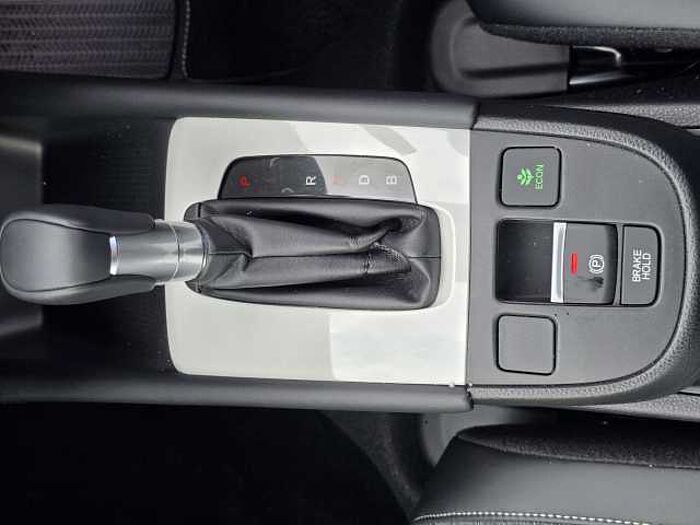 Honda Jazz Hybrid 1.5 i-MMD (122ps) Advance eCVT 