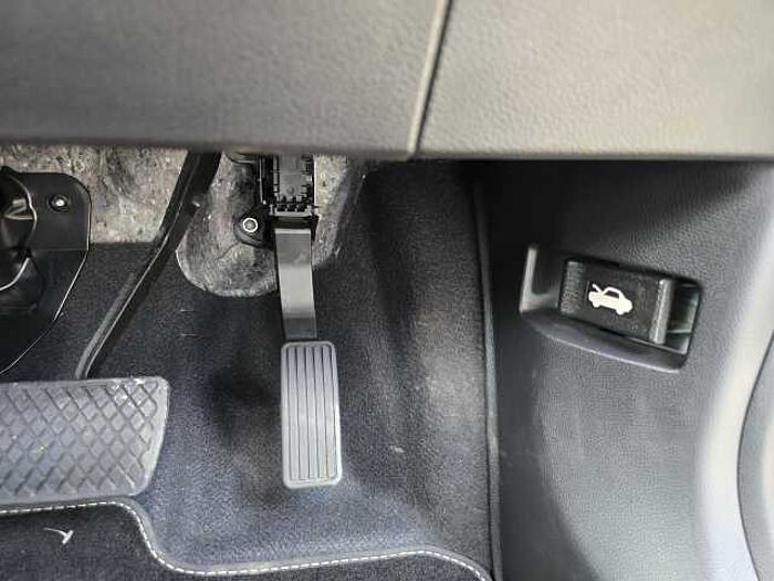 Honda Jazz Hybrid 1.5 i-MMD Hybrid Crosstar Advance 5dr eCVT 