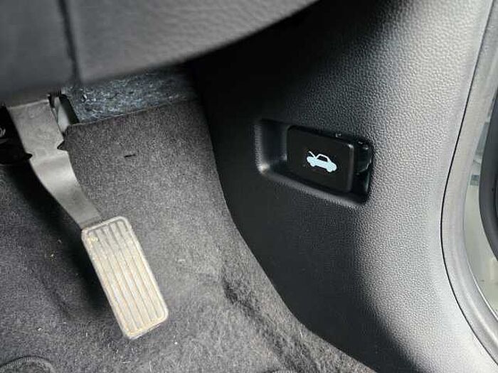 Honda CR-V Hybrid 2.0 eHEV Elegance 5dr eCVT 