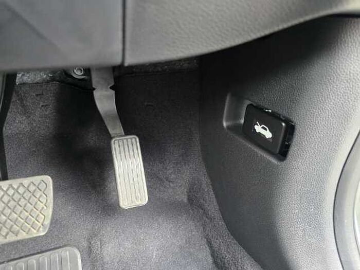 Honda CR-V Hybrid 2.0 eHEV Advance 5dr eCVT 